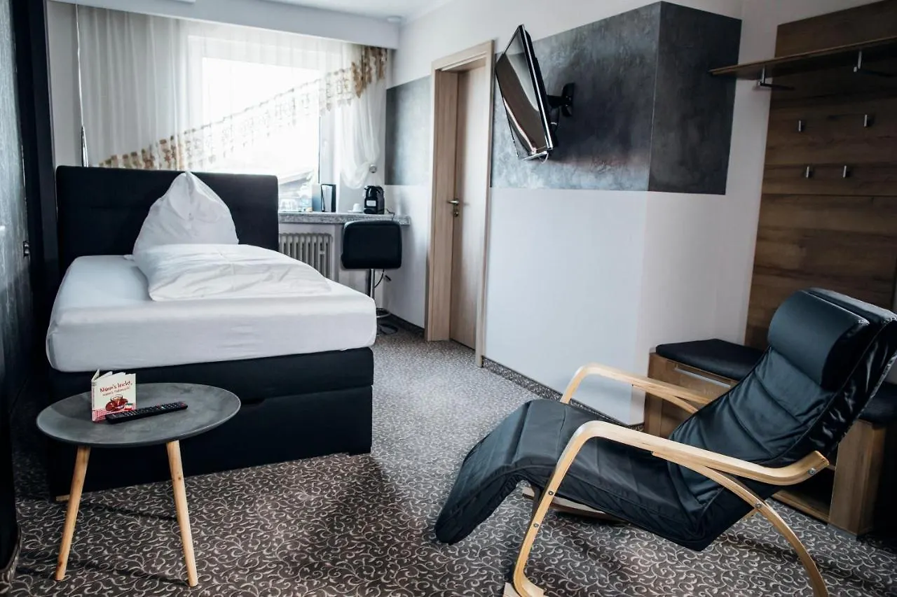 Pension Piatto D'Oro Schrobenhausen 3*,